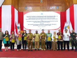 Gubernur Papua Tengah, Meki Fritz Nawipa, Resmi Membuka Rapat Kerja Kesehatan Daerah (Rakerkesda) 2025
