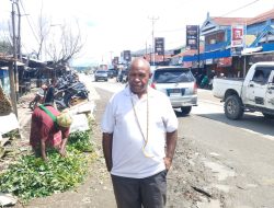 Gabriel Wakerkwa Soroti Kemacetan Akibat Penataan Pasar yang Buruk di SP Bumi Raya