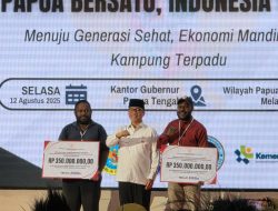 BUMDes Bumiraya SP 1 Nabire Terima Penghargaan dan Bantuan Rp 350 Juta.